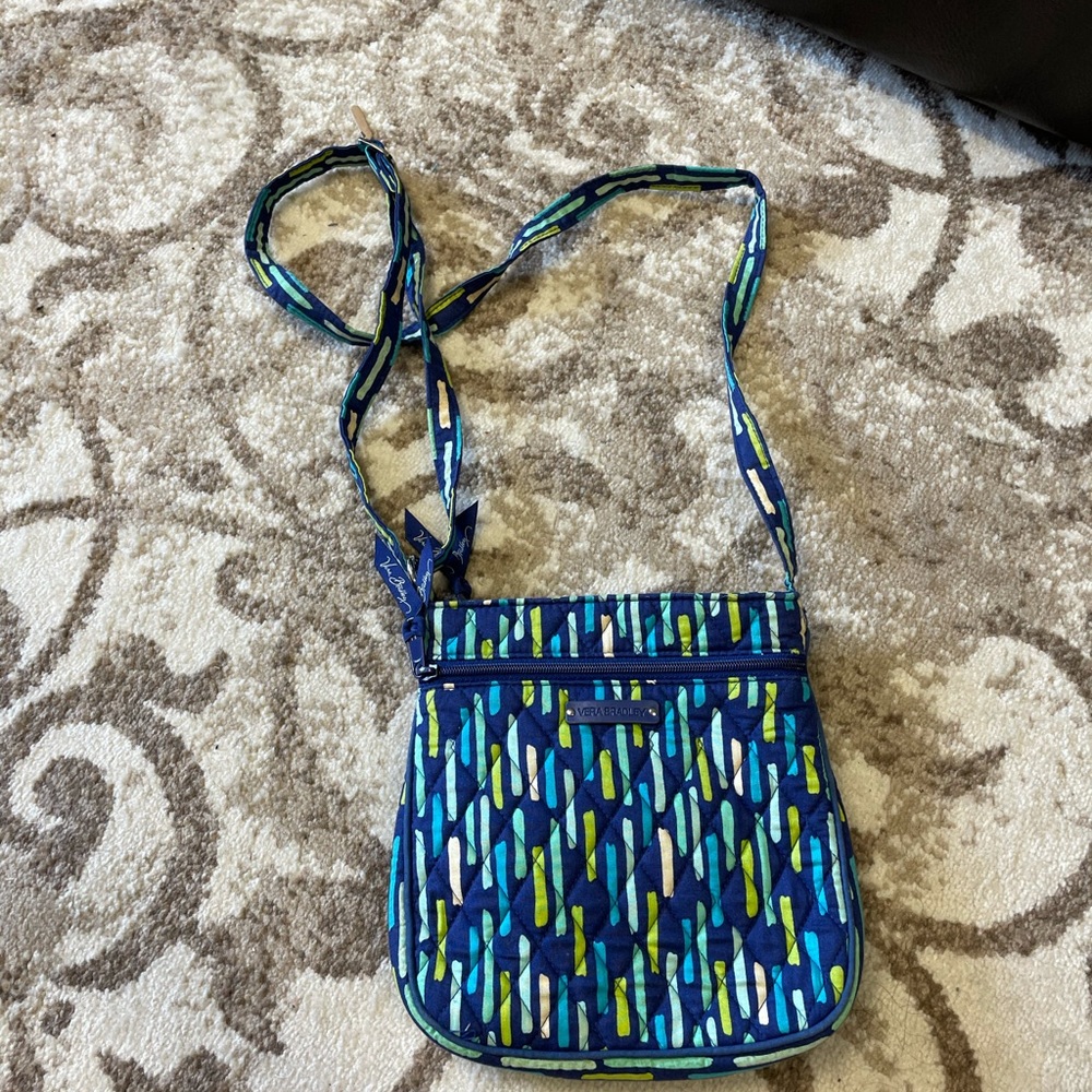 Vera Bradley Sling bag - Picture 5 of 5